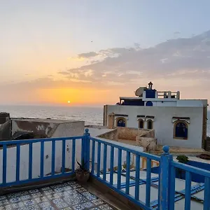 https://4-bed-boutique-riad-with-sea-view-terrace.essaouirahotels.net